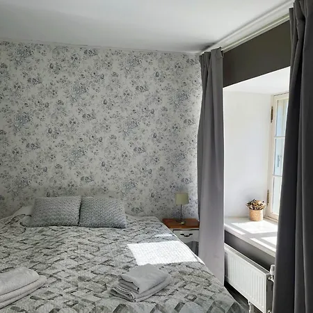 Godart Hotell 2*