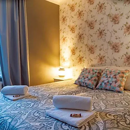 Godart Hotel