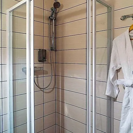 Godart Hotel 4*