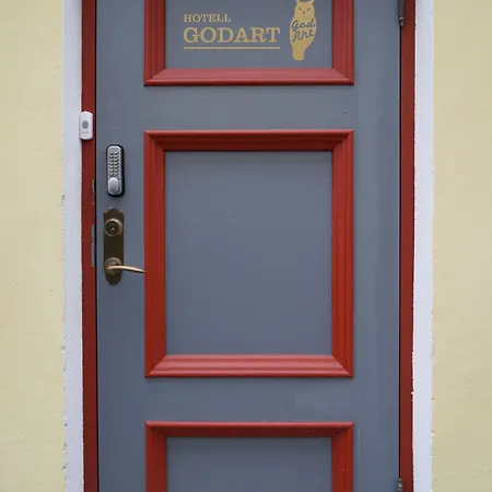 Godart Hotel 4*